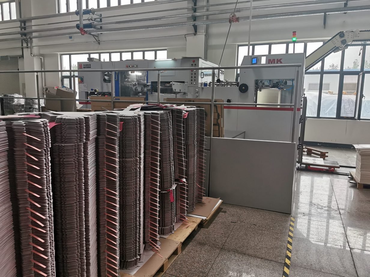 Livging Vases Production (1)